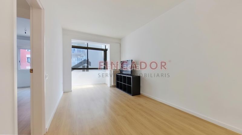 Foto 0c3f4194-cfba-4f90-8d36-610d13576427. Pis amb calefacció a Dreta de l´Eixample Barcelona