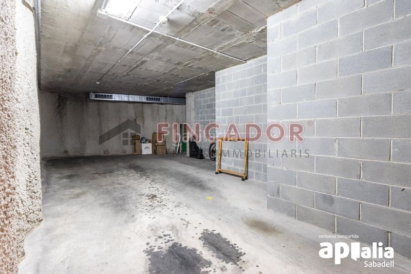 Foto 2ab9ed38-b214-46f5-b1dd-891883cf582a. Duplex con riscaldamento parcheggio in Covadonga Sabadell