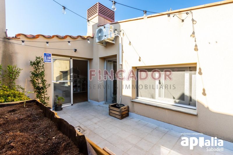 Foto 61857f27-89b8-49ee-87bf-eeab99110a20. Duplex con riscaldamento parcheggio in Covadonga Sabadell
