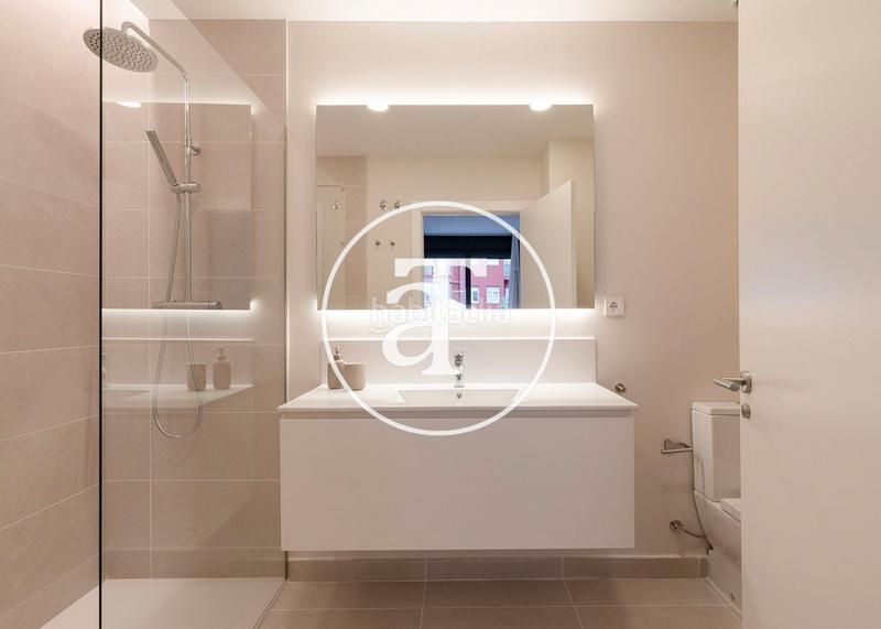 Foto 584257b1-bb76-4077-8b33-bdd08d388014. Alquiler estudio en passatge de saladrigas 10 apartamento de alquiler temporal con 3 habitaciones dobles y piscina comunitaria en Barcelona