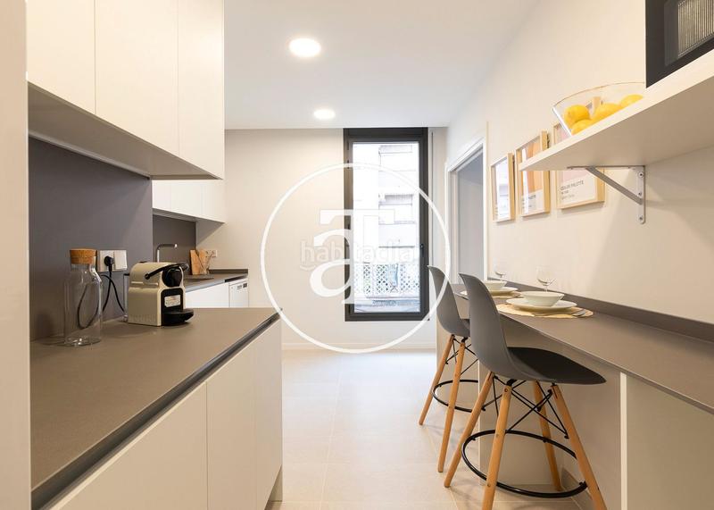 Foto 8fb42a79-d1a8-4bb3-9837-71d3180b5f32. Alquiler estudio en passatge de saladrigas 10 apartamento de alquiler temporal con 3 habitaciones dobles y piscina comunitaria en Barcelona