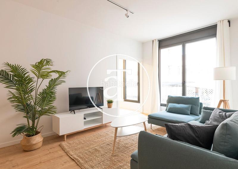 Foto a0764236-4808-427c-a554-f5e81d2dd285. Alquiler estudio en passatge de saladrigas 10 apartamento de alquiler temporal con 3 habitaciones dobles y piscina comunitaria en Barcelona