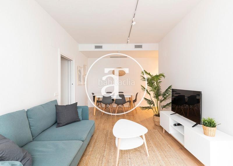 Foto aced504c-1f56-45d4-8116-6e65407a1036. Alquiler estudio en passatge de saladrigas 10 apartamento de alquiler temporal con 3 habitaciones dobles y piscina comunitaria en Barcelona