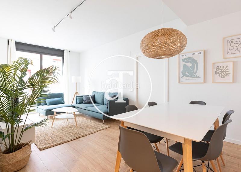 Foto eaa31c27-e433-40c3-88d1-30590d16d063. Alquiler estudio en passatge de saladrigas 10 apartamento de alquiler temporal con 3 habitaciones dobles y piscina comunitaria en Barcelona