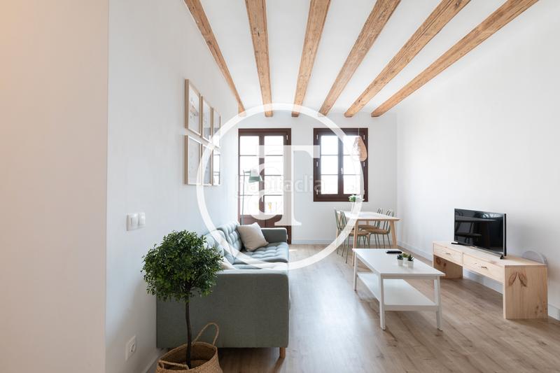 Foto 07e84c99-2b6b-4109-b8b3-a9425bc85e14. Alquiler piso en carrer de joaquín costa 36 cómodo apartamento con excelente ubicación en Barcelona