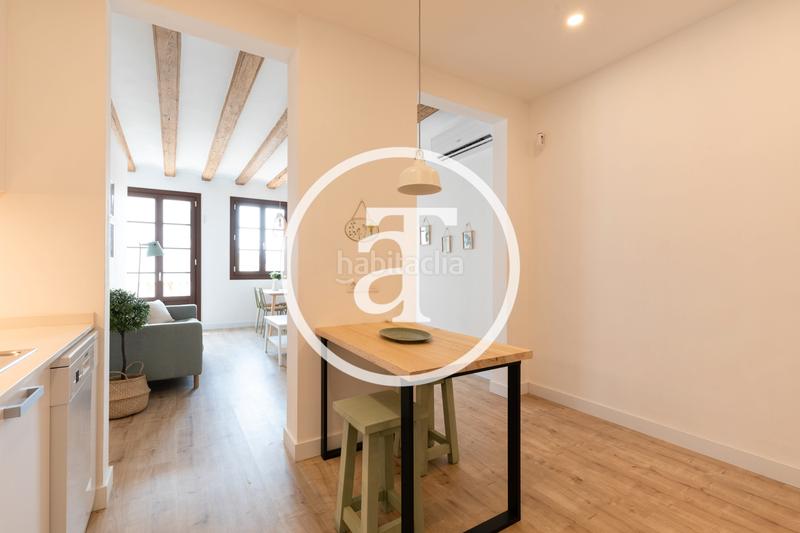 Foto 5d8258f6-e52d-4d8a-8b4d-7976681169ff. Alquiler piso en carrer de joaquín costa 36 cómodo apartamento con excelente ubicación en Barcelona