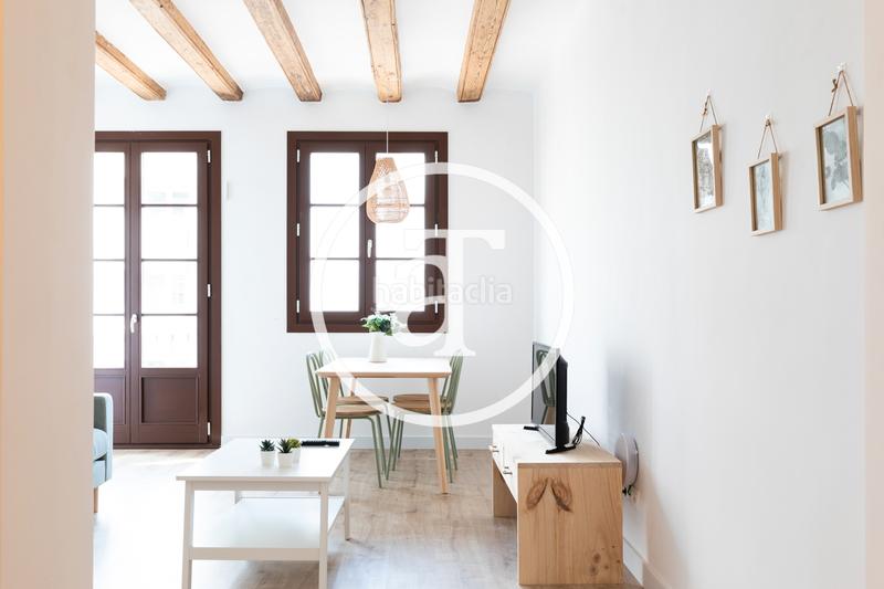 Foto ad51be08-33b0-4acc-ab0c-4dc888f6c313. Alquiler piso en carrer de joaquín costa 36 cómodo apartamento con excelente ubicación en Barcelona