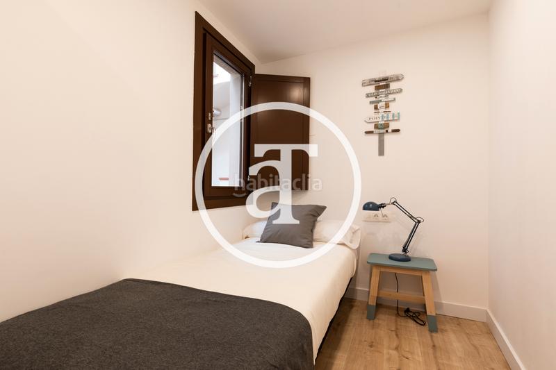 Foto ffc9d135-0a05-49e8-8146-e44dc47959d6. Alquiler piso en carrer de joaquín costa 36 cómodo apartamento con excelente ubicación en Barcelona