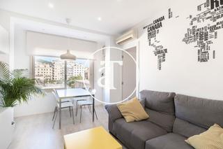 Affitto Appartamento in Carrer de la indústria 266. Apartamento de alquiler temporal de 2 habitaciones a pasos de ho