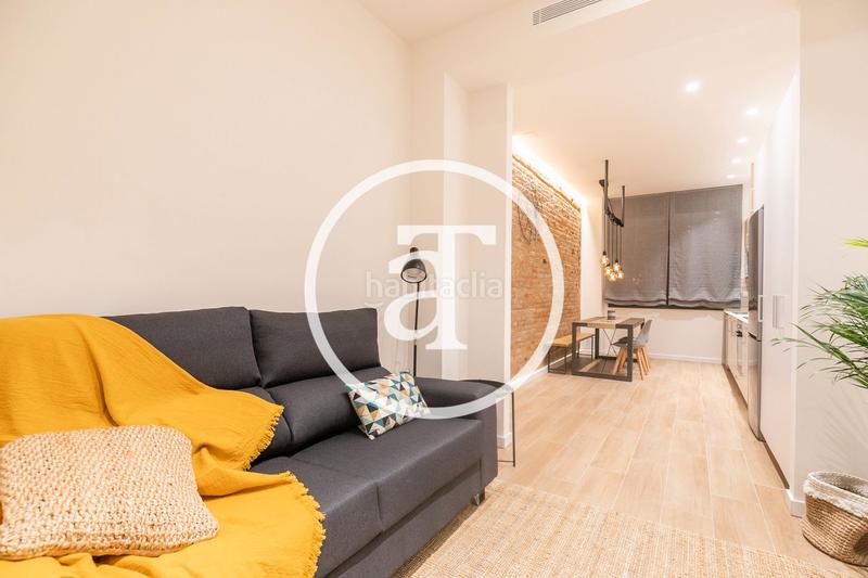 Foto f48df3b1-b02f-4d0f-8a9c-6f4968f11643. Rent flat with heating in El Camp de l´Arpa del Clot Barcelona