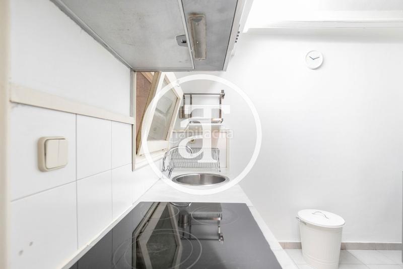 Foto 54f24405-40ac-468d-a958-c988f5d00582. Rent flat in carrer d'en quintana 11 in Gòtic Barcelona