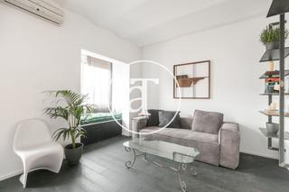 Lloguer Pis  Carrer de provença. Amplio apartamento amueblado y reformado en eixample esquerra