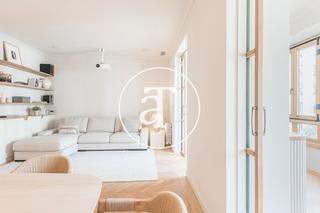 Miete Etagenwohnung  Carrer del rosselló. Piso de alquiler temporal de 3 habitaciones y estudio en eixampl