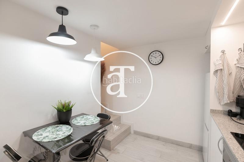 Foto fb580893-a429-4b31-8cb4-41850c6b1d01. Alquiler dúplex en carrer de viladomat 213 dúplex de alquiler temporal de 2 habitaciones en eixample esquerra en Barcelona