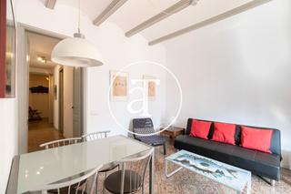 Miete Etagenwohnung  Carrer de valència. Piso de alquiler temporal de 3 habitaciones y terraza en eixampl