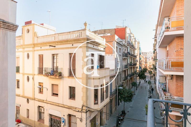 Foto 4ef76b6a-90b7-4cc8-8efa-c937f91f3e4c. Alquiler piso  de alquiler temporal en calle watt en Barcelona