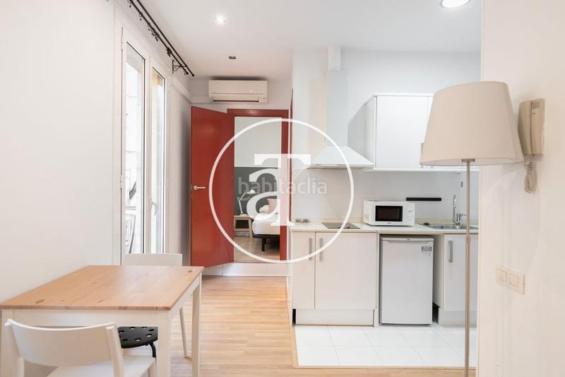 Foto 6754a8d8-1379-4531-a476-31a6961eeb38. Rent flat in carrer de vinaròs 11 in Barceloneta Barcelona