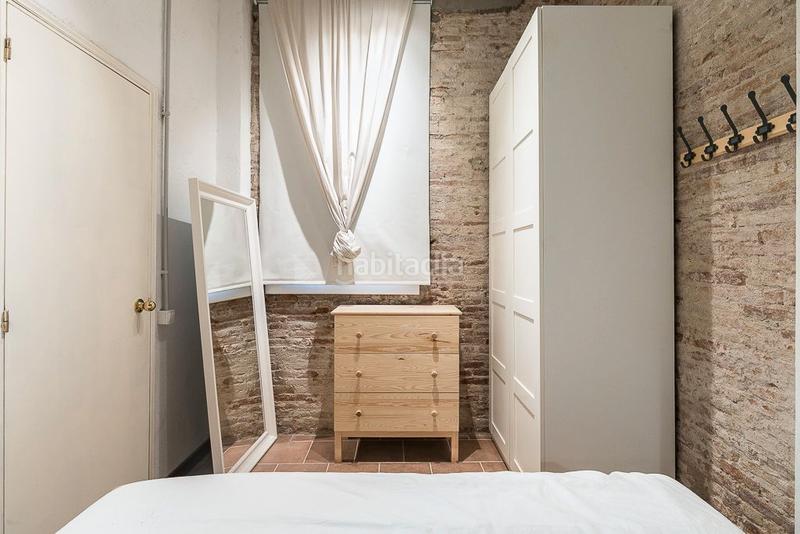 Foto 93b9b5ea-1007-4c5f-83ec-f93f8c7a82e5. Location appartement dans carrer de vinaròs 13 dans Barcelona