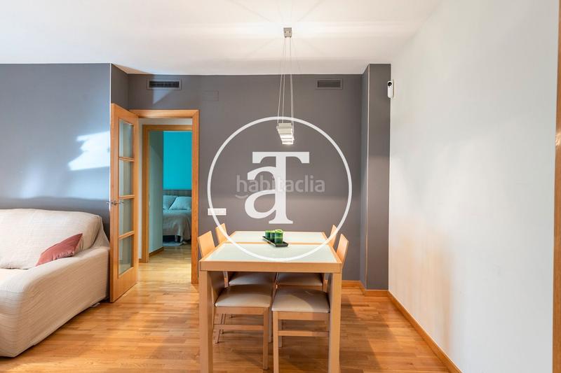 Foto 30ae54d9-ea38-4045-89ca-88574879d676. Alquiler piso  de alquiler temporal de 3 habitaciones y terraza a pasos de paseo sant joan en Barcelona