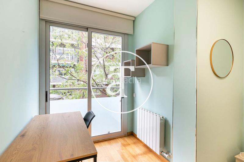 Foto 9f0ebcfb-fd99-409e-9a59-a5b18924eadc. Alquiler piso  de alquiler temporal de 3 habitaciones y terraza a pasos de paseo sant joan en Barcelona