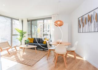 Affitto Appartamento in Carrer de provença 313. Piso de alquiler temporal de 2 habitaciones y piscina compartida