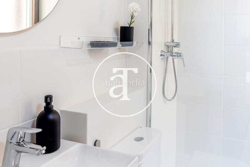 Foto 24e08002-ebe4-4a26-aa5e-46db6e05482d. Location appartement dans carrer de sant bertran 8 dans Barcelona