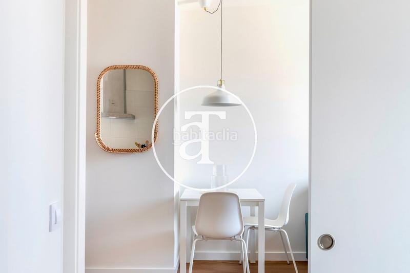 Foto d8ddfbc0-ed4a-4e47-bcbf-77b0aeea0ff2. Location appartement dans carrer de sant bertran 8 dans Barcelona