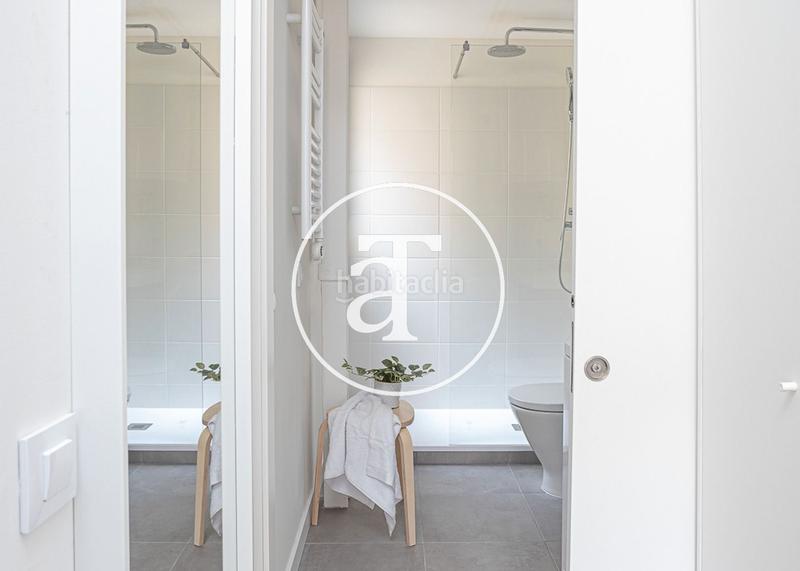 Foto 28439fbc-a2fd-4760-bde4-fe7943b5cc9d. Rent flat in carrer de sant bertran 8 in Raval Barcelona