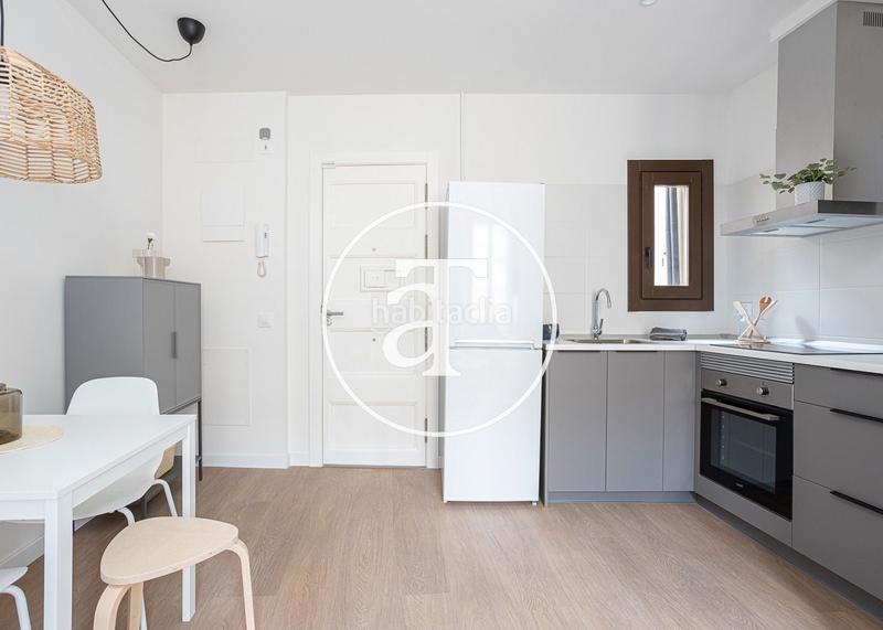 Foto 42b71e8b-046b-4adf-9d2a-548fed587ccf. Rent flat in carrer de sant bertran 8 in Raval Barcelona