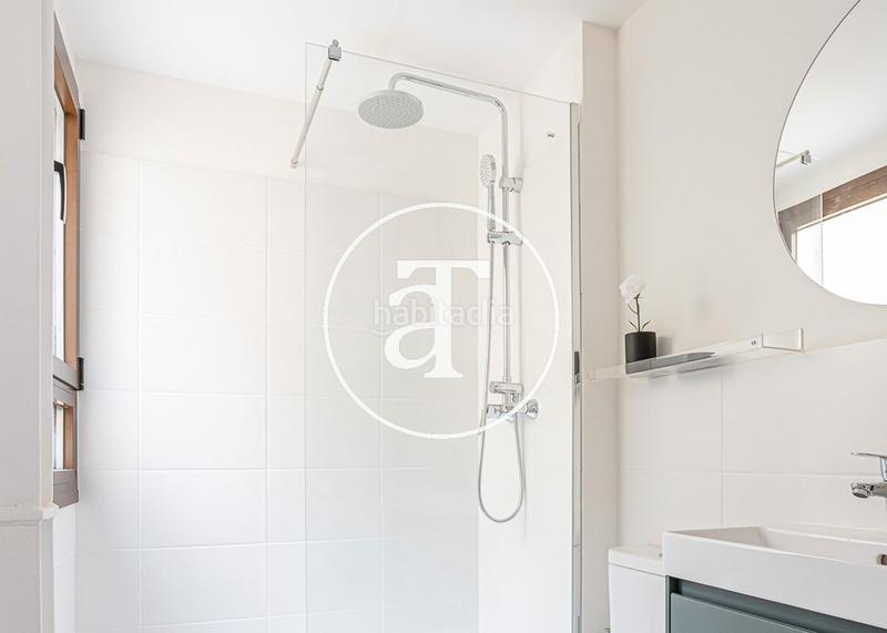 Foto 641bebb3-f01e-4401-93ea-f1627d618154. Rent flat in carrer de sant bertran 8 in Raval Barcelona