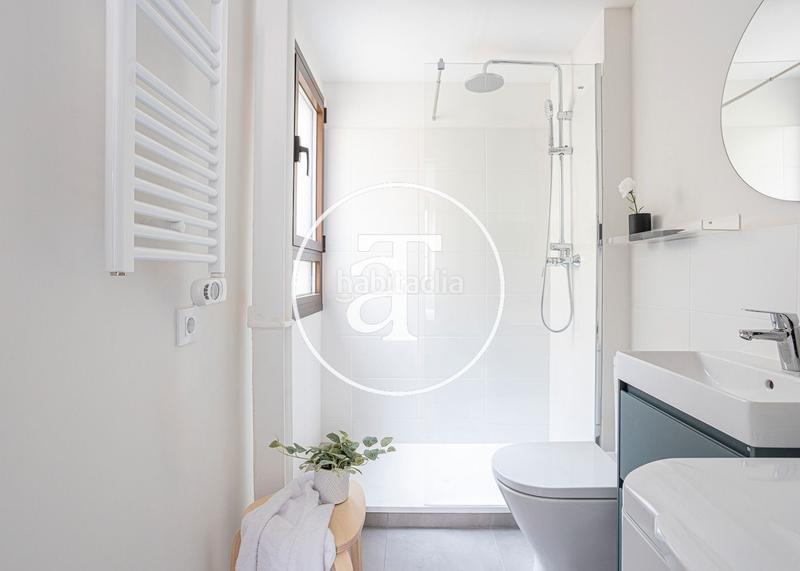 Foto a1920e52-84c2-4632-83a2-5d3b14f0d825. Rent flat in carrer de sant bertran 8 in Raval Barcelona