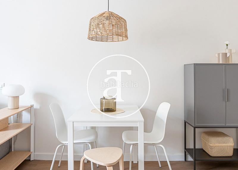 Foto c67a1b35-685c-45fa-b89f-ad8e28f44d9f. Rent flat in carrer de sant bertran 8 in Raval Barcelona