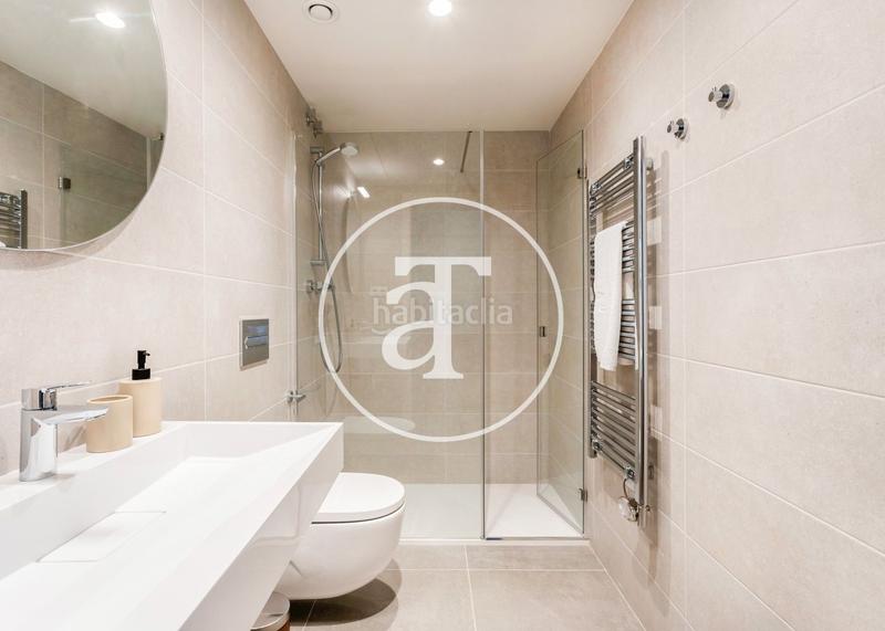 Foto 207b7b2e-4da8-49e3-8a10-76b30d722953. Location appartement dans carrer d'en serra 13 dans Barcelona