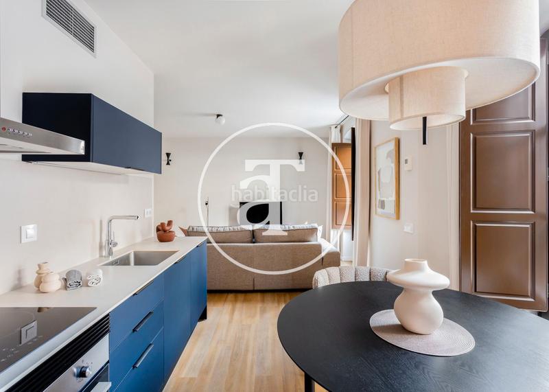 Foto bec7daea-29a5-4990-86de-0d503647b564. Location appartement dans carrer d'en serra 13 dans Barcelona