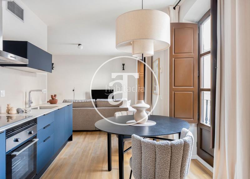 Foto c04b6c33-2b9d-4e0e-9bb5-1c6d92dbde4b. Location appartement dans carrer d'en serra 13 dans Barcelona