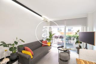 Miete Zweistöckige Wohnung  Carrer de la mare de déu del remei. Dúplex de alquiler temporal de 1 habitación en poble sec