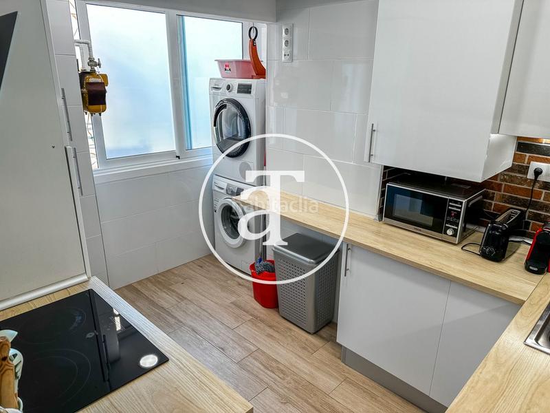 Foto 9b79cdbd-15af-4430-afc7-5908c2775164. Location appartement avec chauffage dans Porta Barcelona