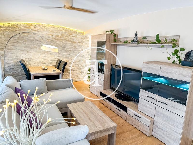 Foto f60df9e6-6672-4876-acdd-cadc2adceb82. Location appartement avec chauffage dans Porta Barcelona