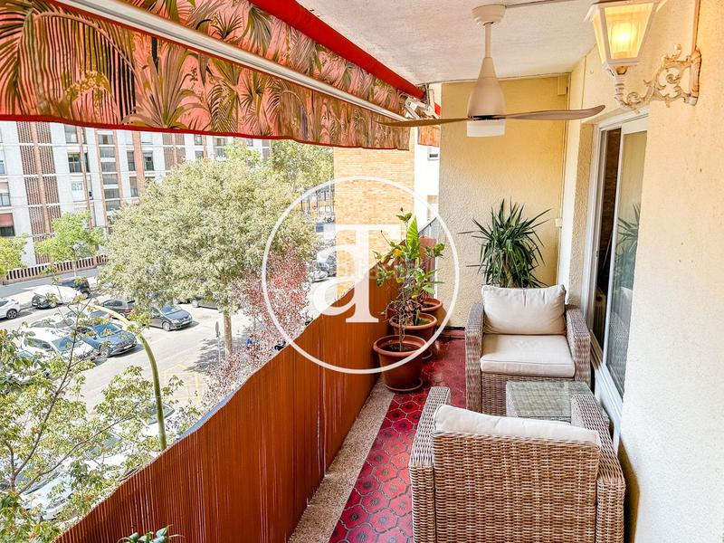 Foto 856cbe65-73a8-4228-96e3-78fa9c786d63. Miete etagenwohnung mit heizung in Porta Barcelona