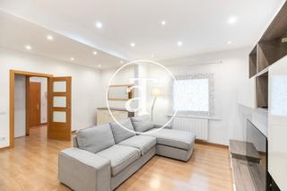 Location Appartement à Carrer de bilbao 122. Piso de alquiler temporal de 3 habitaciones en carrer de bilbao