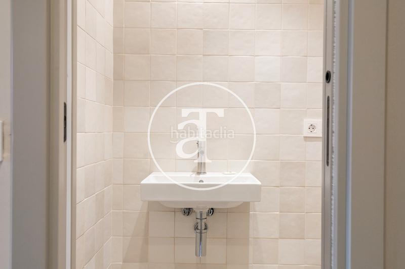 Foto 944bb7d5-1f33-455c-b98f-0a852d6eb010. Location appartement avec chauffage dans Poblenou Barcelona