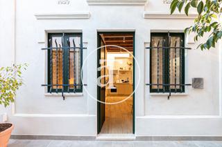 Miete Doppelhaus in Carrer de sant cugat del vallès 51. Casa de alquiler temporal con 1 habitación y terraza a unos paso