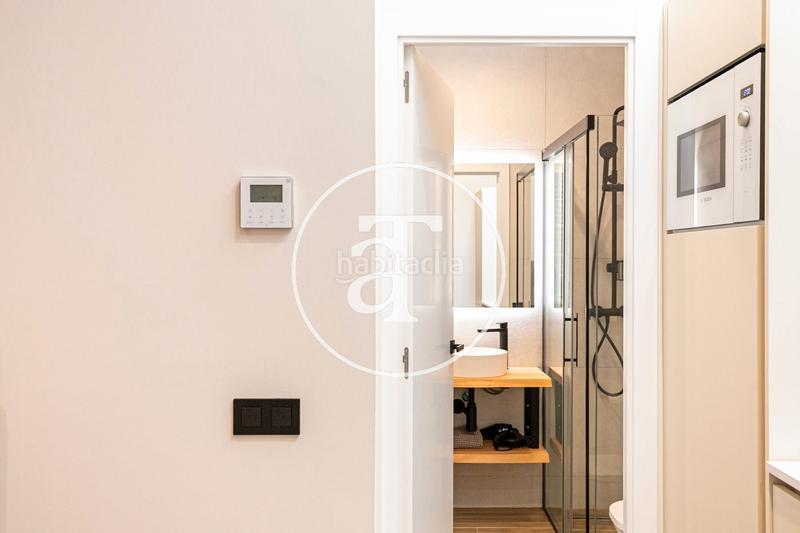 Foto 46209e22-a95f-4b6d-b8c5-cc701e6502a5. Lloguer casa aparellada a carrer de sant cugat del vallès 51 a Barcelona