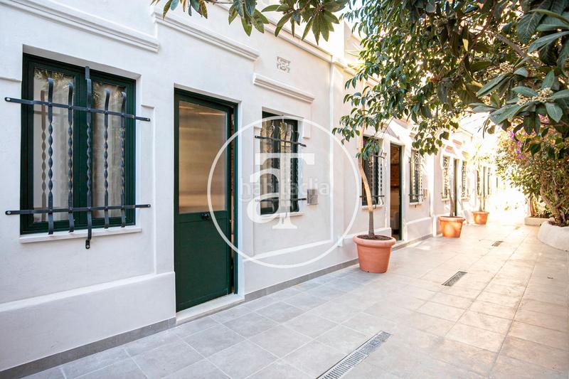 Foto e940a429-f306-41de-b577-fb578f4a4064. Location maison jumelée dans carrer de sant cugat del vallès 51 dans Barcelona