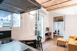 Location Appartement  Carrer del doctor giné i partagàs. Piso de alquiler temporal de 2 habitaciones a un lado del mar