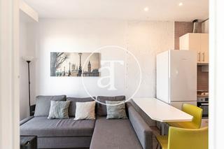 Location Appartement à Carrer de pamplona 35. Piso de alquiler temporal de 1 habitación próximo a la estación