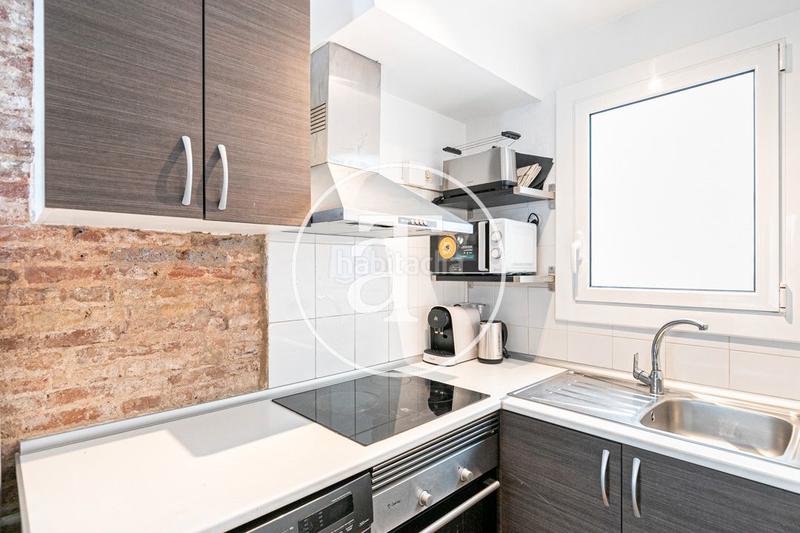 Foto 8efa8bc7-4536-4d80-b939-c36cc0828178. Affitto appartamento con riscaldamento in Raval Barcelona