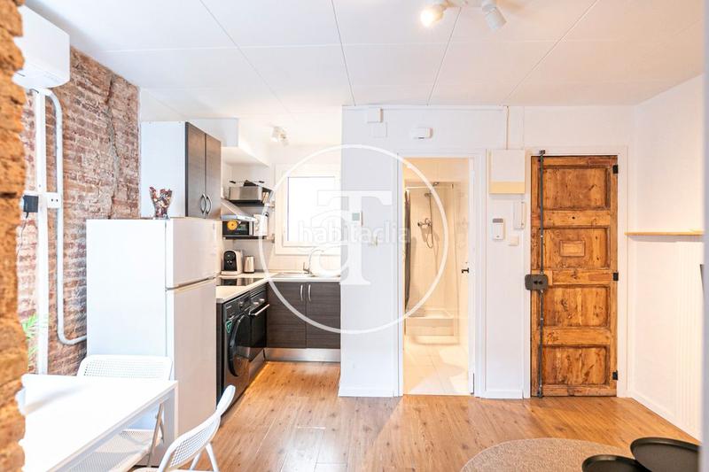 Foto 35236b5e-0bf0-4274-8a19-29136e5ea9f2. Location appartement avec chauffage dans Raval Barcelona