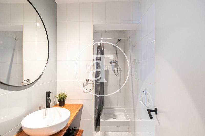 Foto ae04f6b9-c593-4178-aa92-39e6bd3c009a. Rent flat with heating in Raval Barcelona