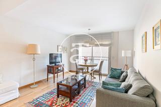 Location Appartement à Carrer de calàbria 9. Piso de alquiler temporal de 2 habitaciones en pleno barrio de s